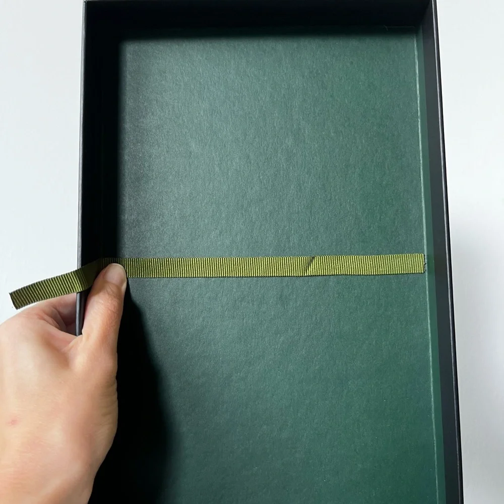 Gucci Boxed Stationery Hardcover Notebook 9 Cards 9 Envelopes Horse Equestrian